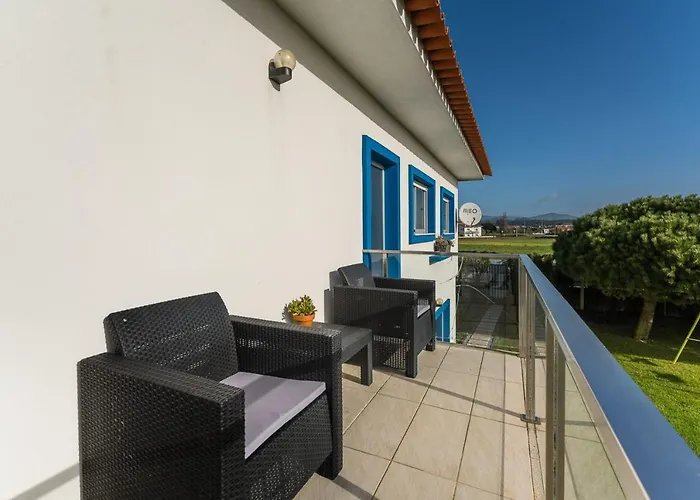 Beachfront Villa In Esposende