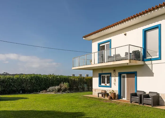 Beachfront Villa In Esposende